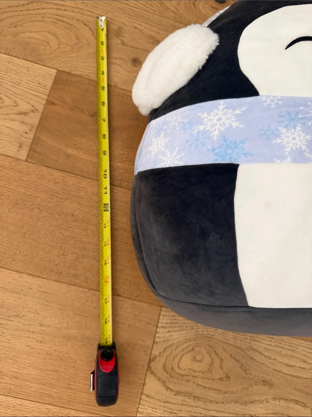 Official Christmas Winter Luna the Penguin Squishmallow